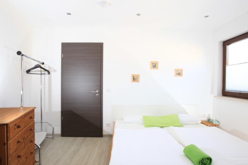 Messewohnung Rehdorf Oberasbach Bagian luar foto